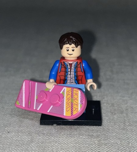 Lego minifigure 71201 back - lego,